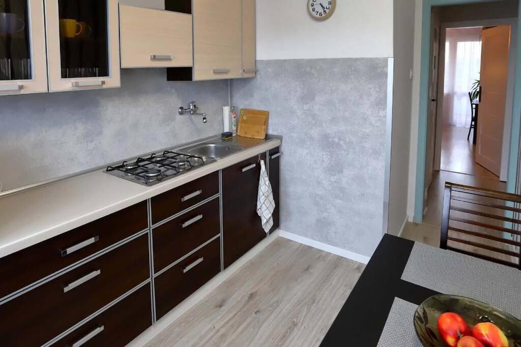 Samodzielne 3-Pokojowe Mieszkanie Blisko Plazy Ustka Exterior photo